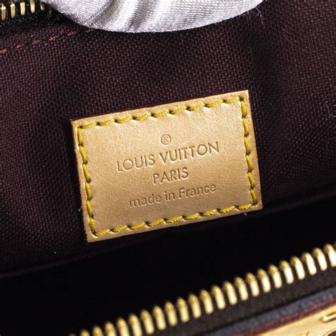 louis vuitton purse authenticity check.